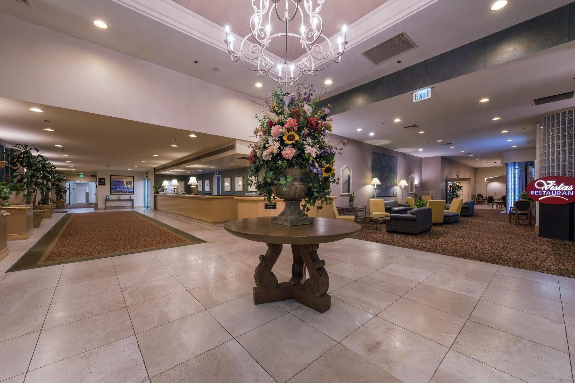 Grand Vista Hotel Simi Valley Exterior foto
